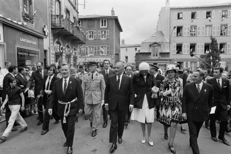 VISITE-DE-GEORGES-POMPIDOU-A-SAINT-FLOUR-JUIN-1971